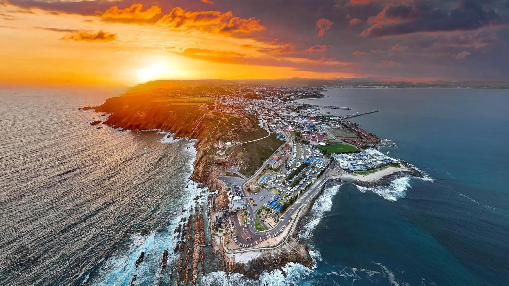 Mossel Bay at sunset - Garden Route, South Africa